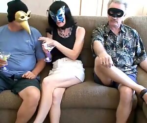 Sassy milf with a shaved pussy getting fingered in a kinky mmf threesome