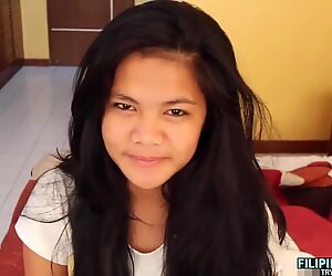 Filipina tanara suge mare alb pula