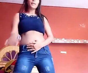 Sexy live call dancing