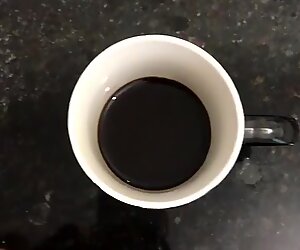 Leitada no café_