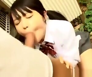 最热门的日本人女孩在野外小胸部jav电影观看节目