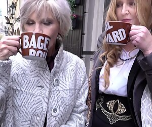 Strong oral duo between two old moms with nice assets